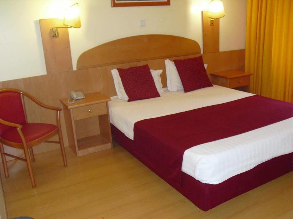 Hotel Solneve Covilhã Екстериор снимка